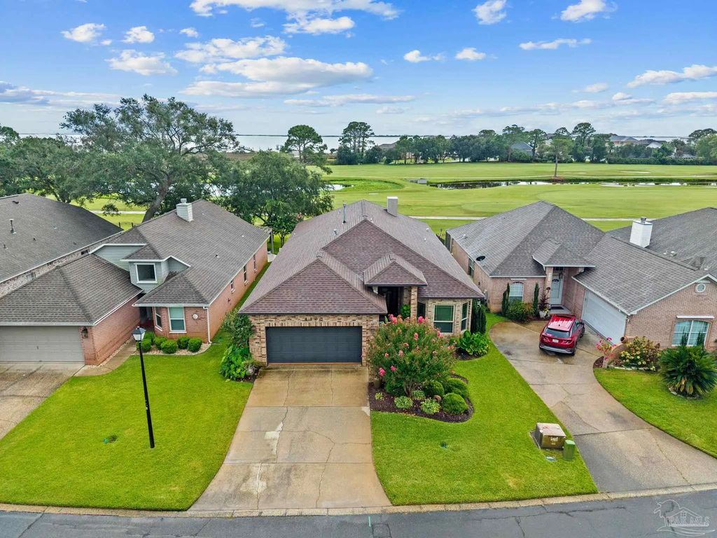 4100 Longwood Cir, Gulf Breeze