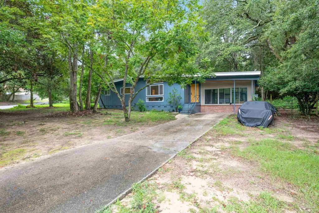 5011 Springhill Dr, Pensacola