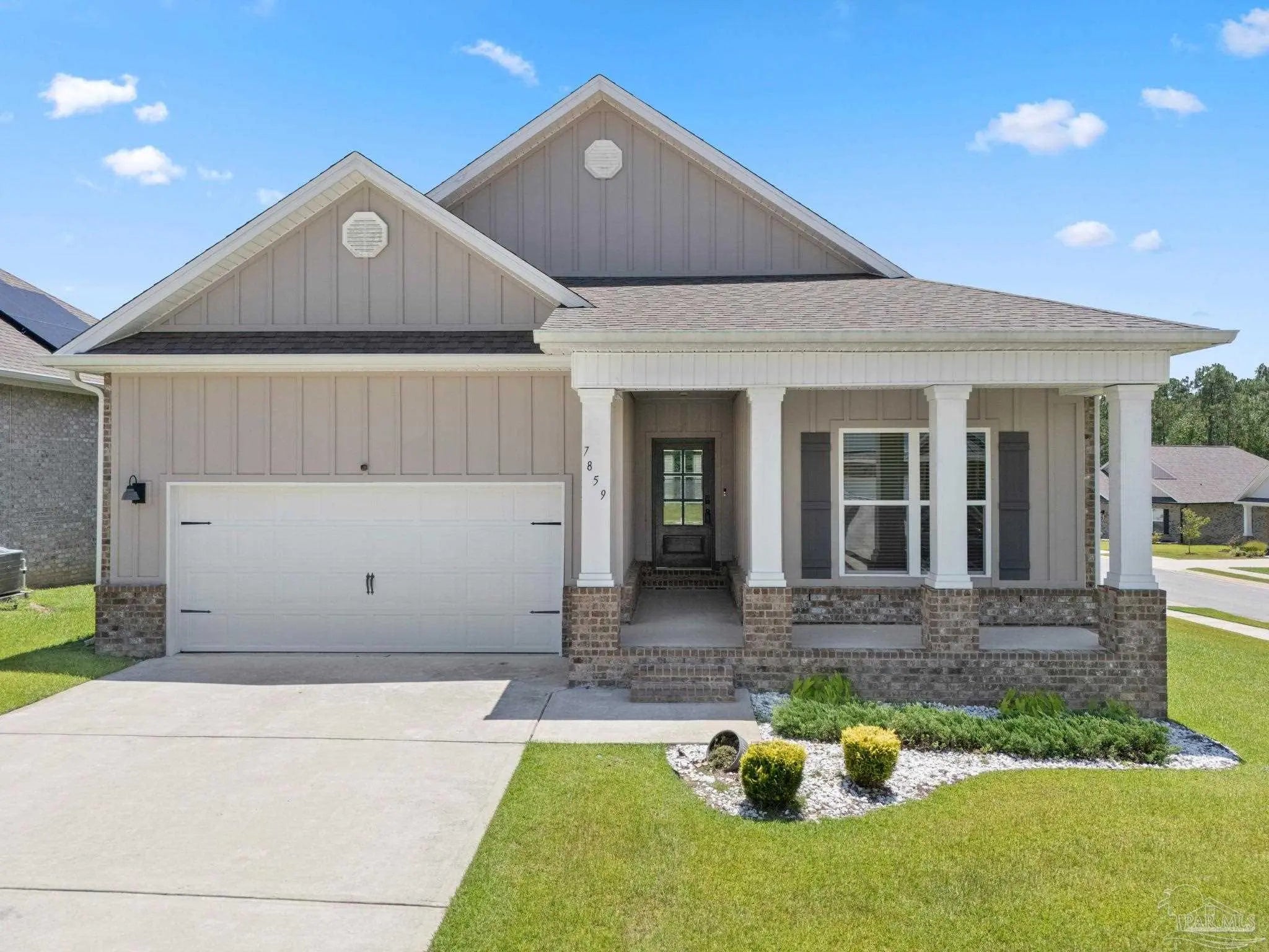 Photo of Listing #668513