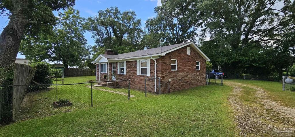 9517 N Palafox St, Pensacola