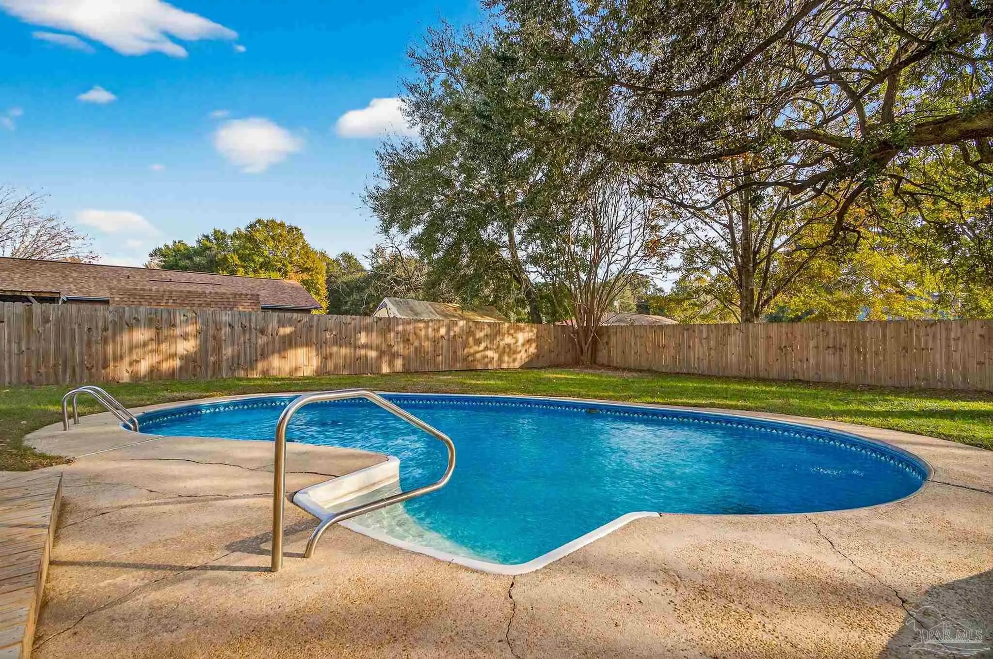 Photo of Listing #674039