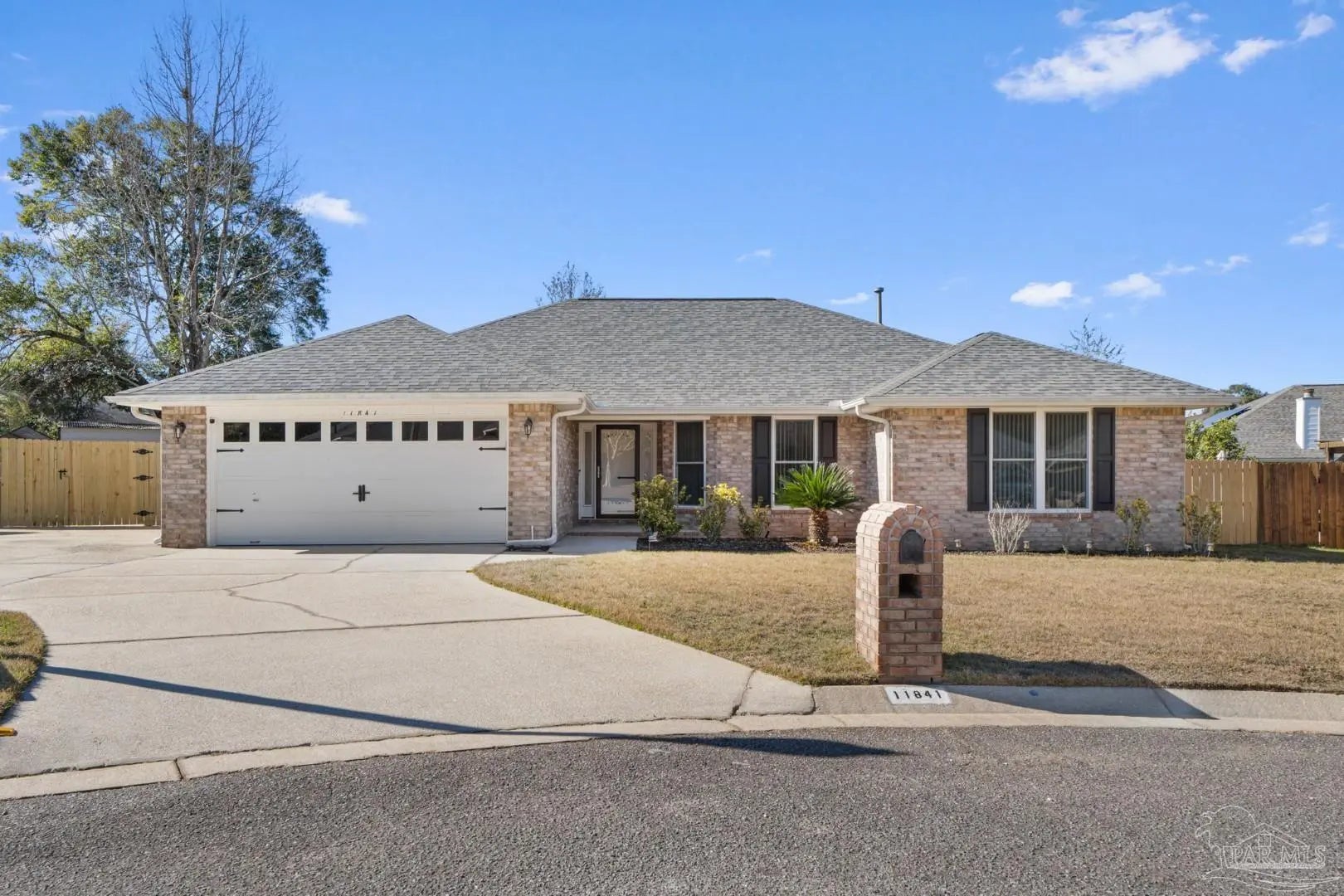 Photo of Listing #675627