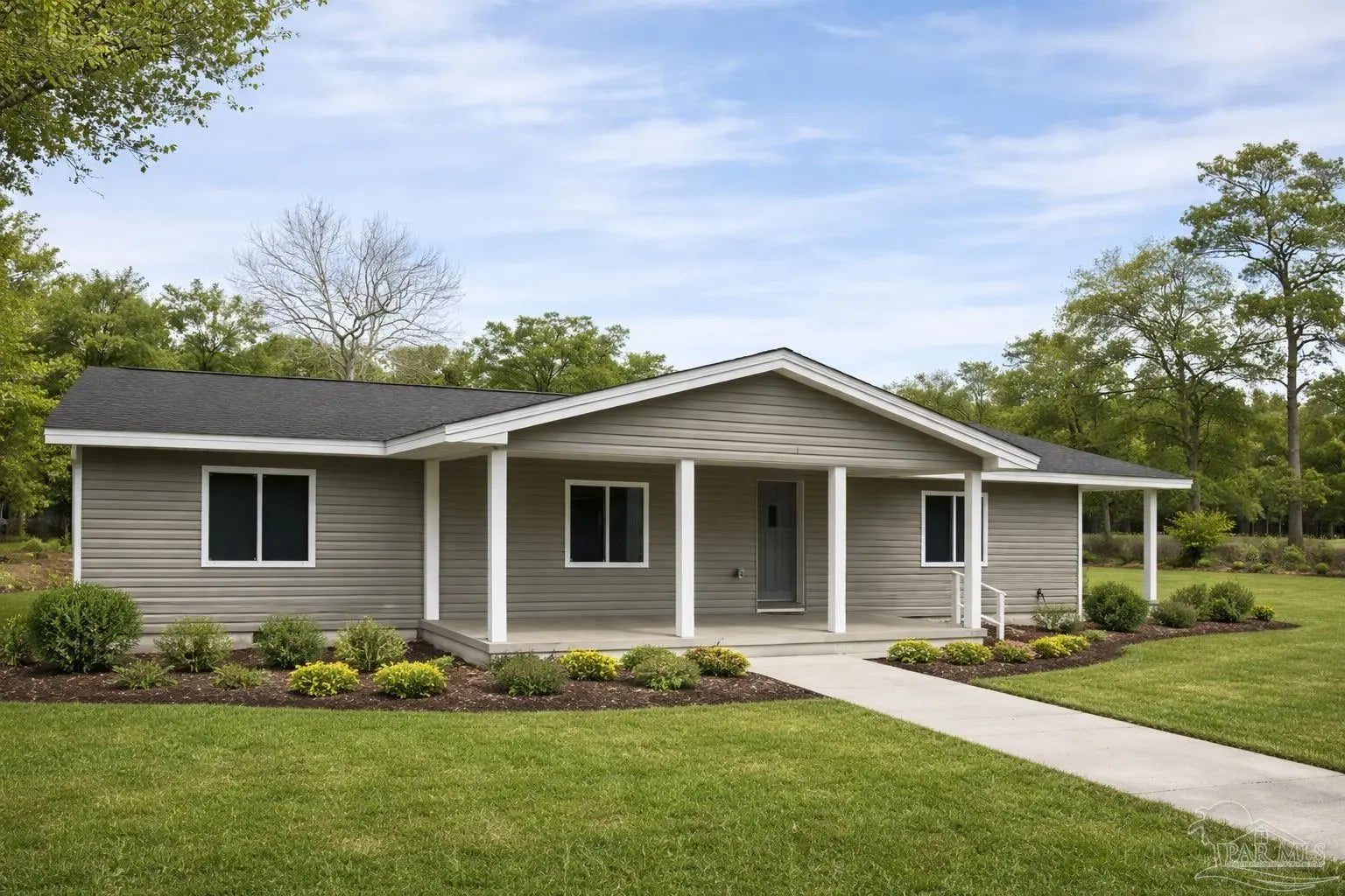 Photo of Listing #675944