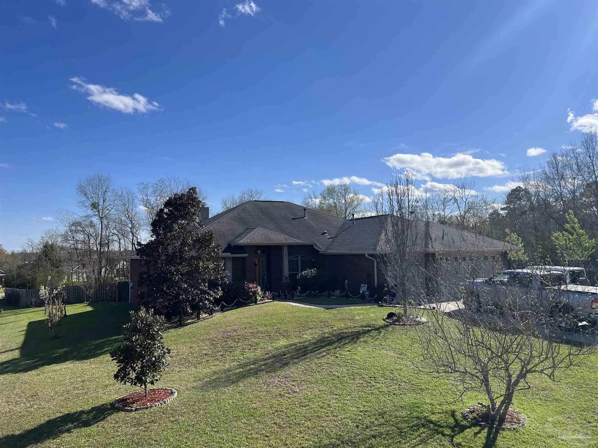 Photo of Listing #678434