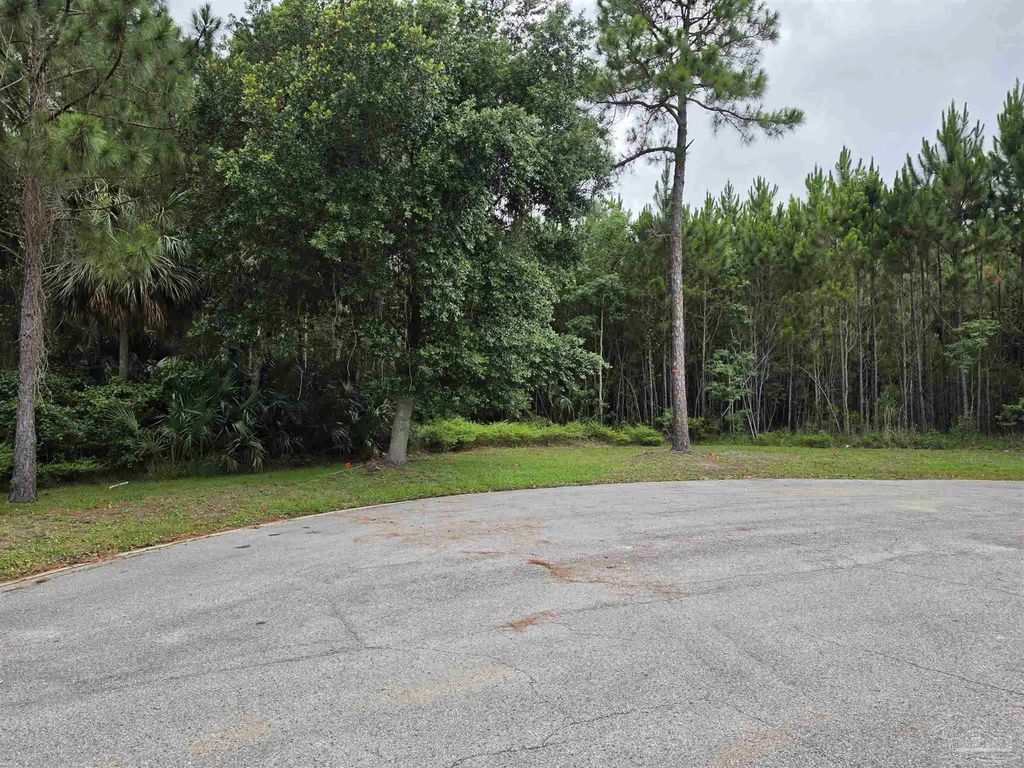 1165 Madura Nine, Gulf Breeze