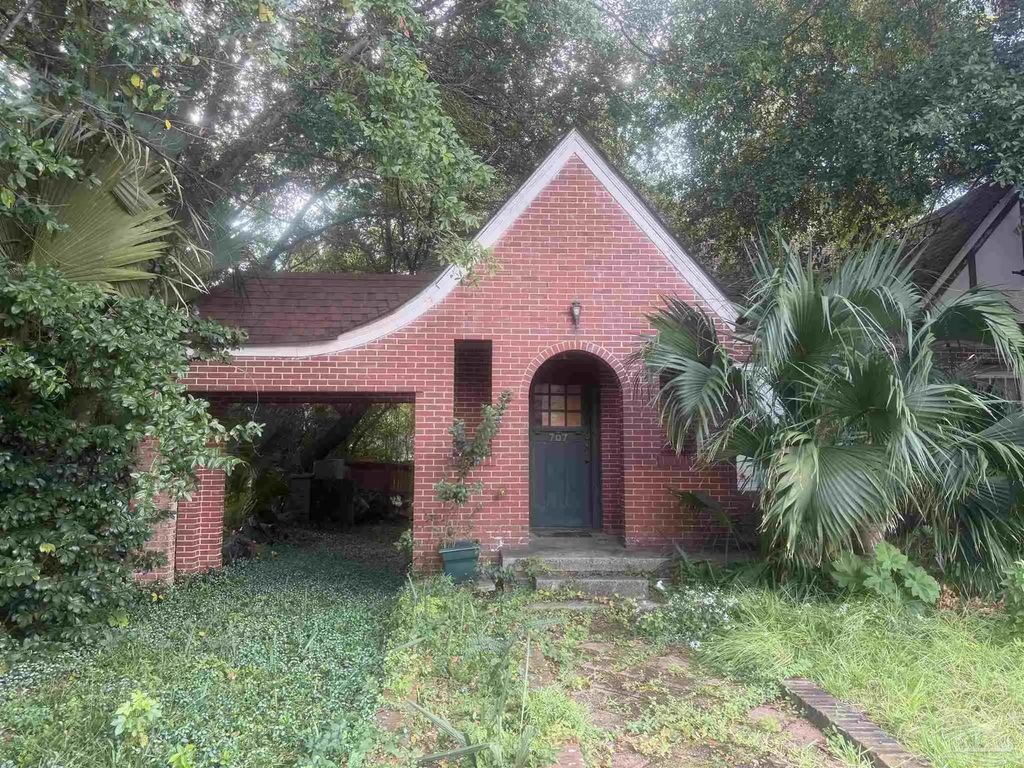 707 N Baylen St, Pensacola
