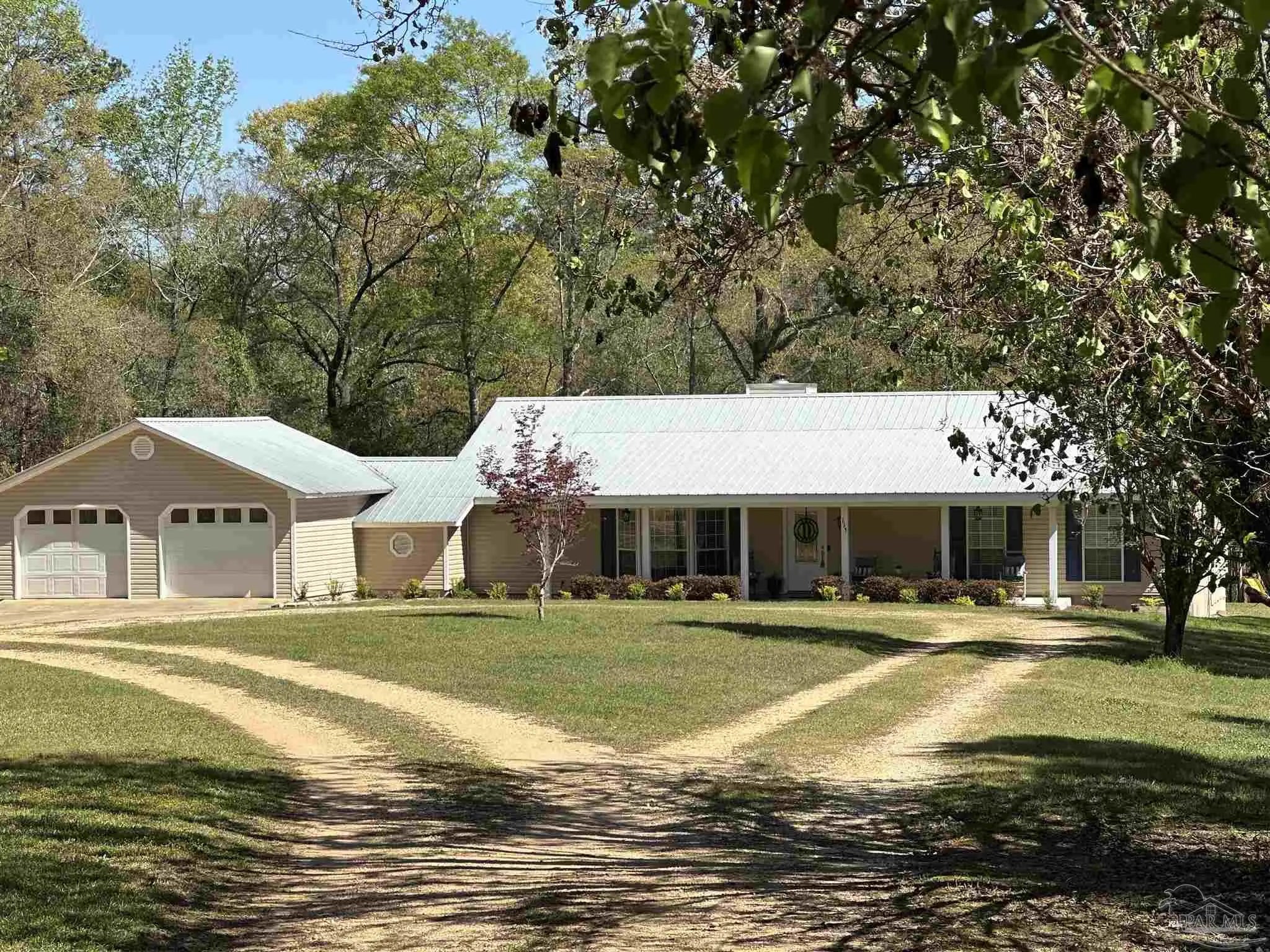 Photo of Listing #680081