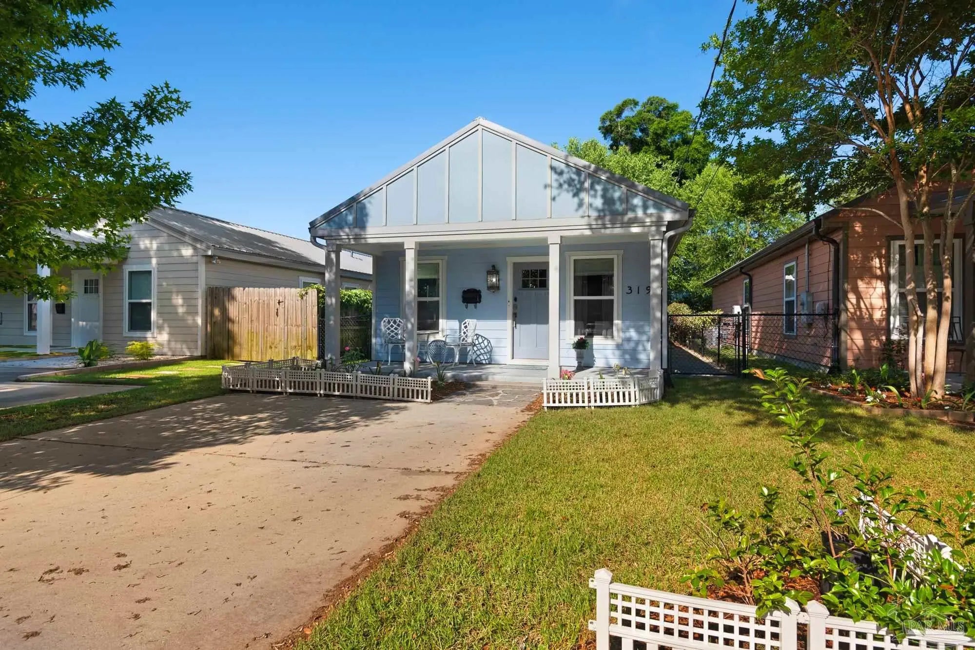 Photo of Listing #679032