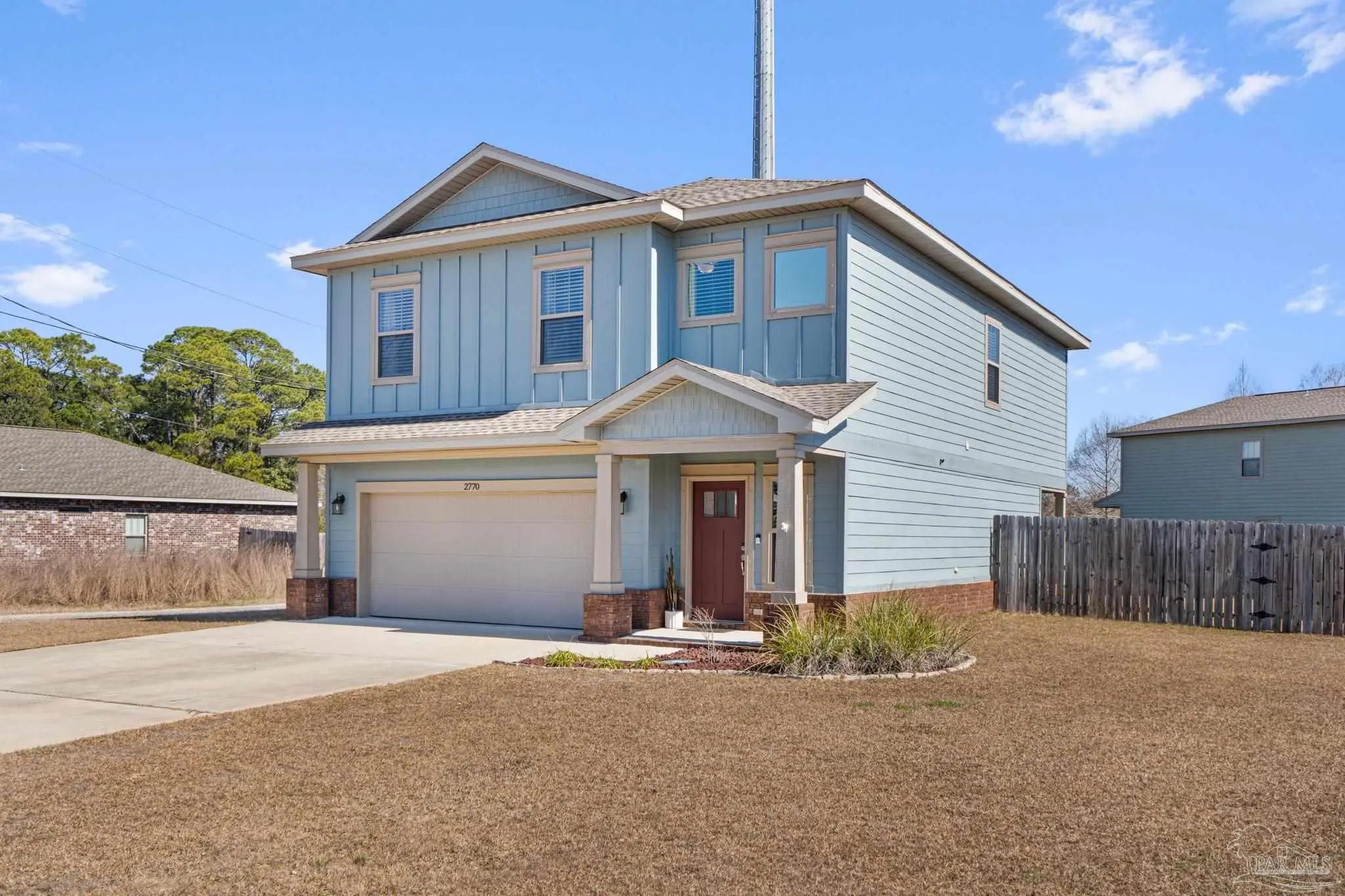 Photo of Listing #677237