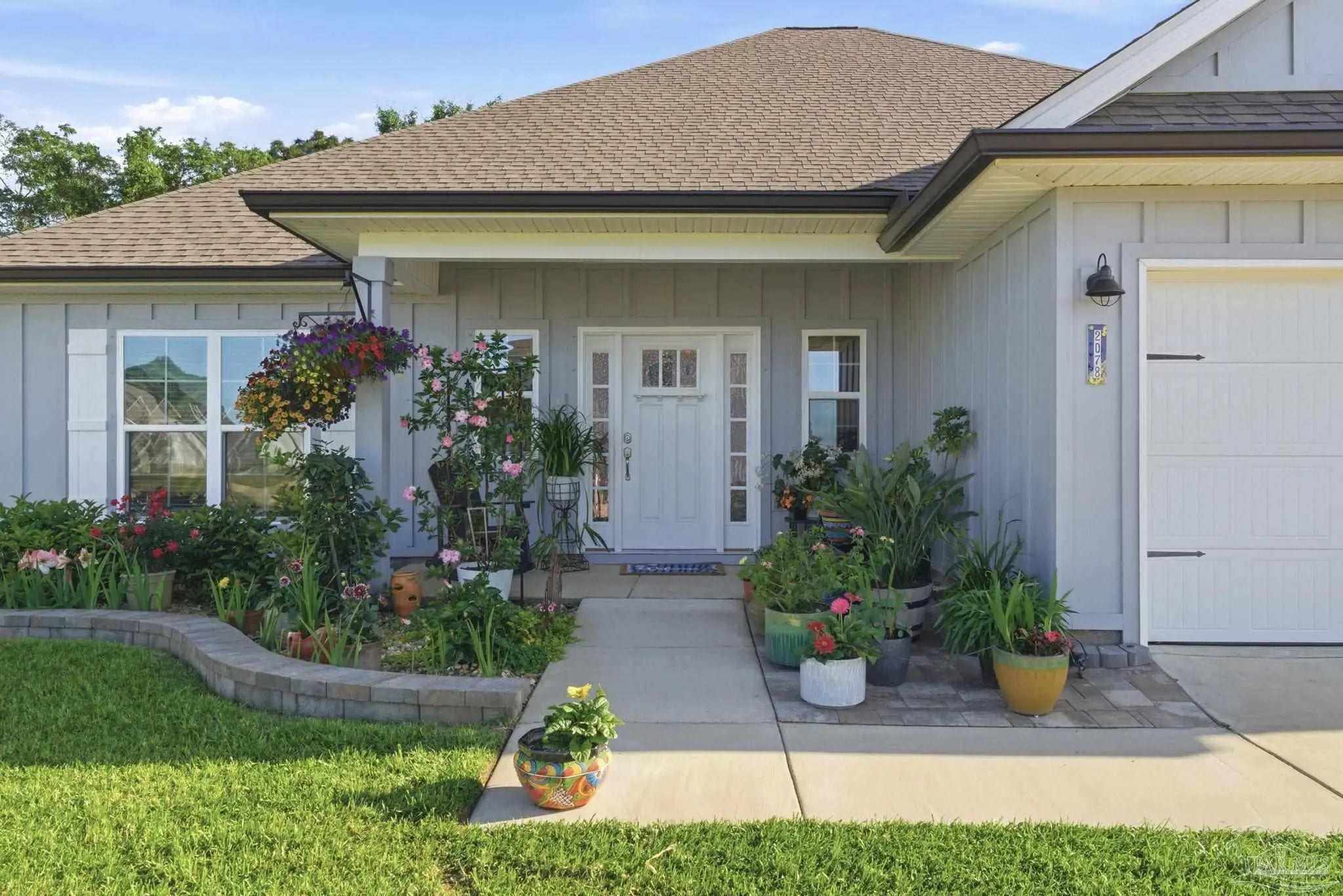 Photo of Listing #680332