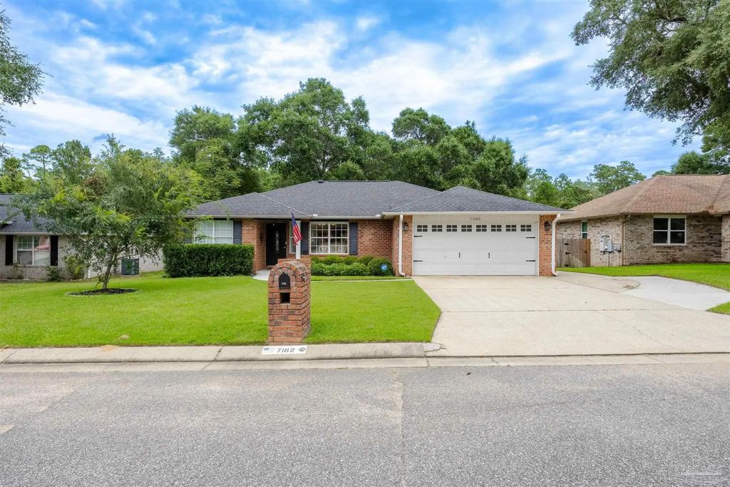 7182 Tannehill Dr, Pensacola