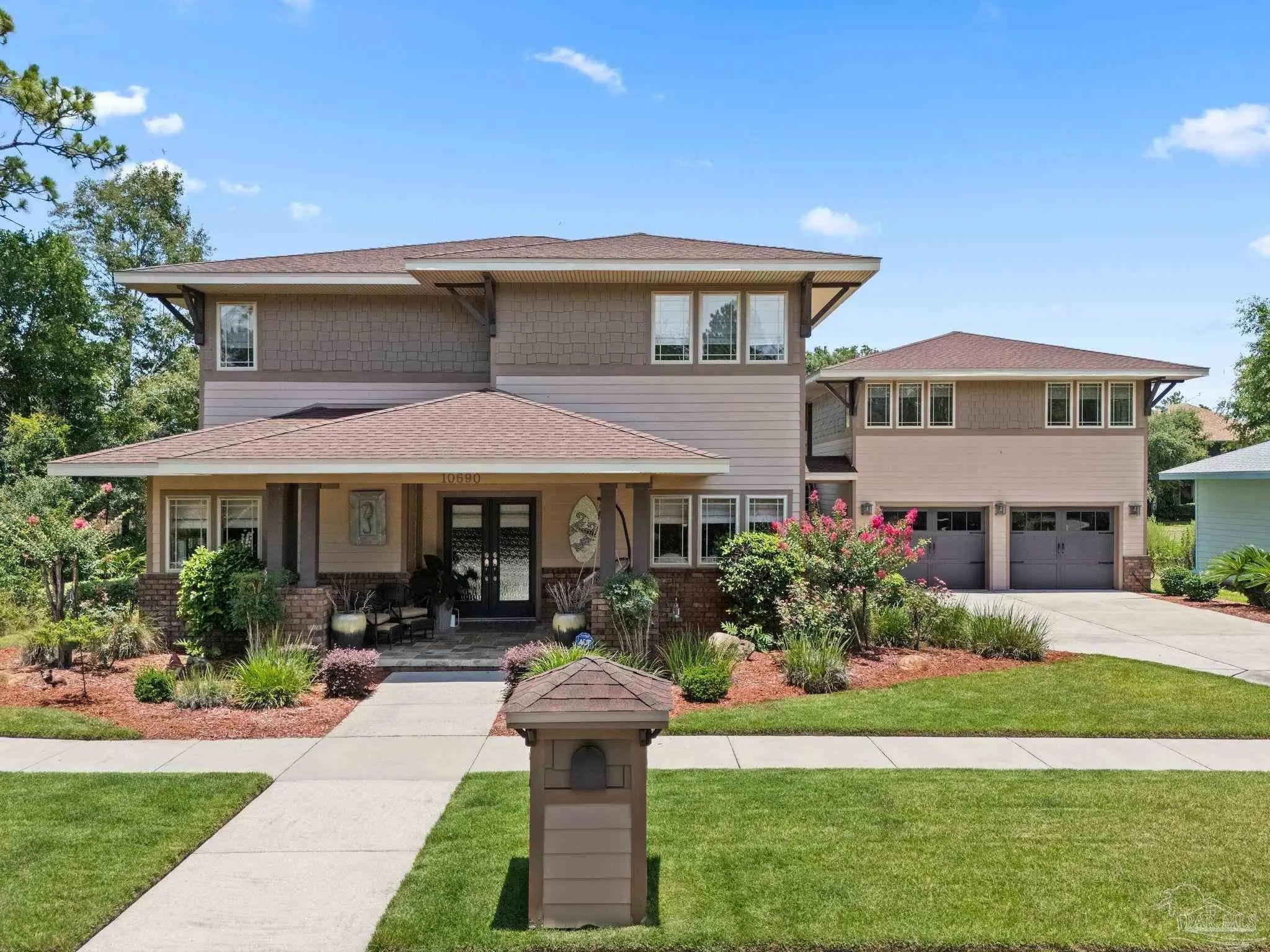 Photo of Listing #668075