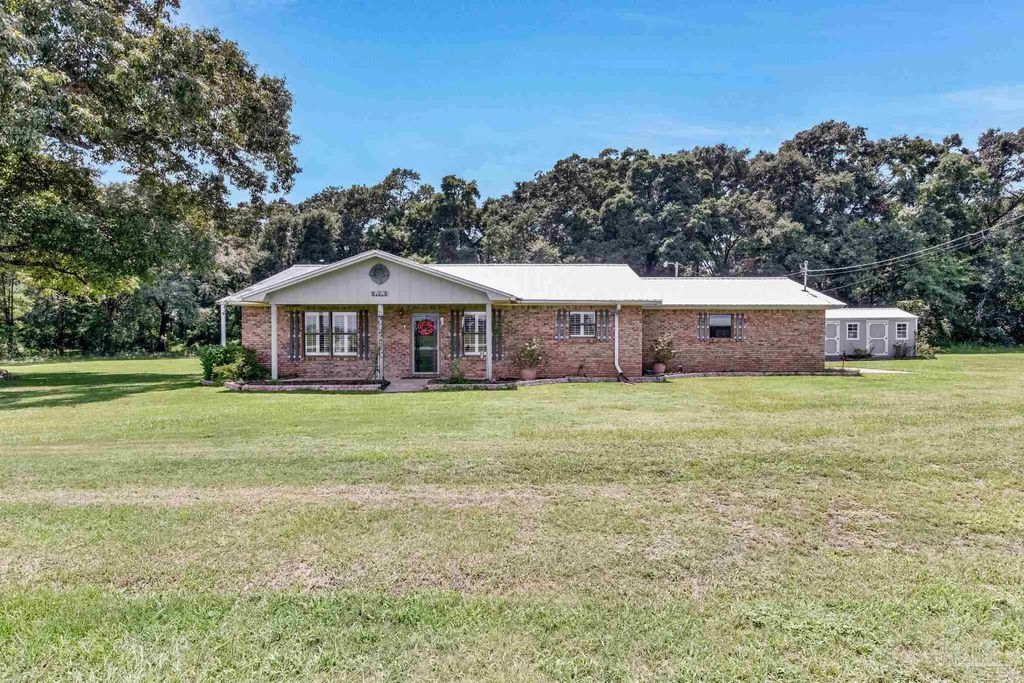 10801 Hwy 87, Milton