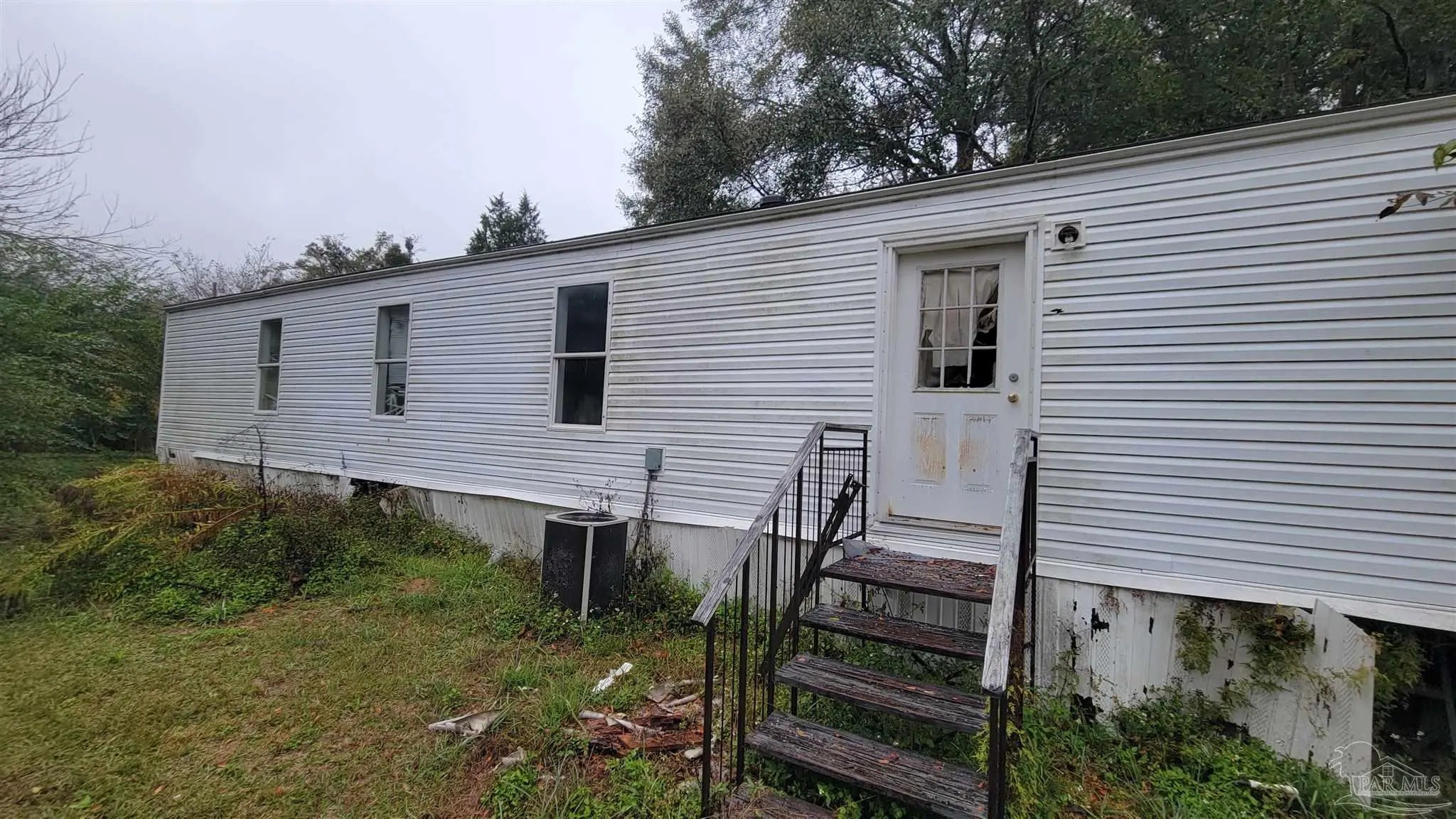 Photo of Listing #675080