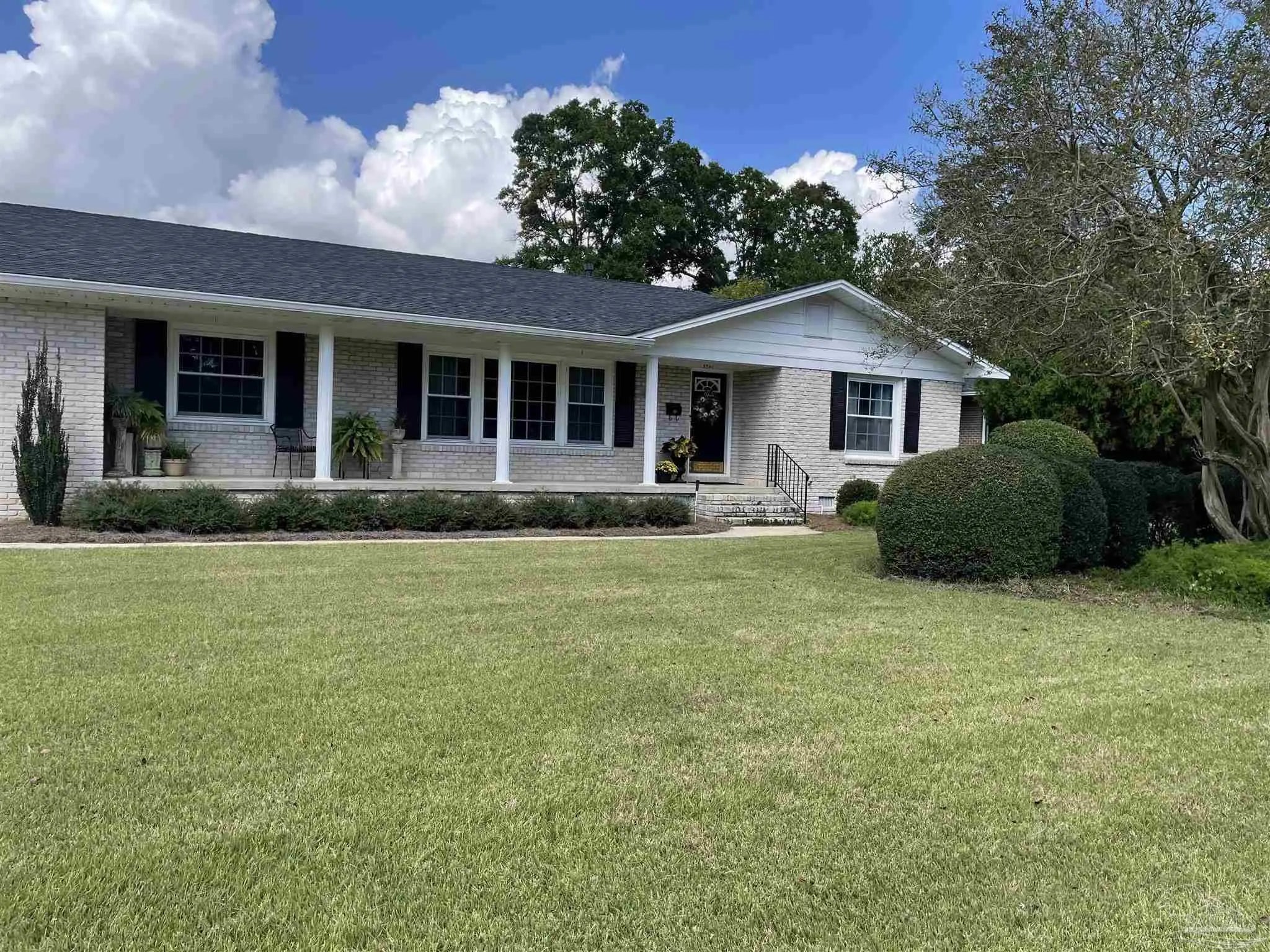 Photo of Listing #672165