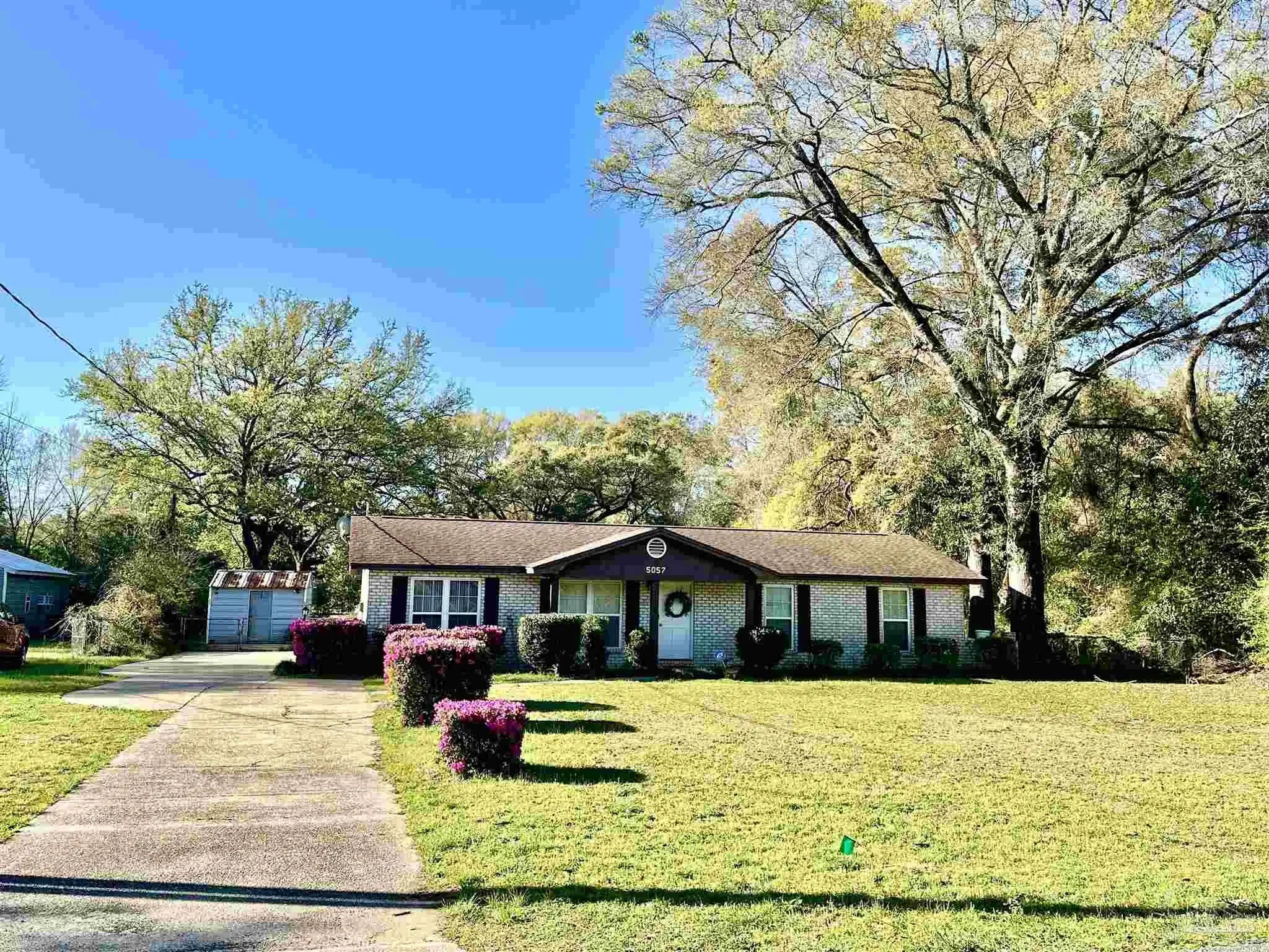 Photo of Listing #679497