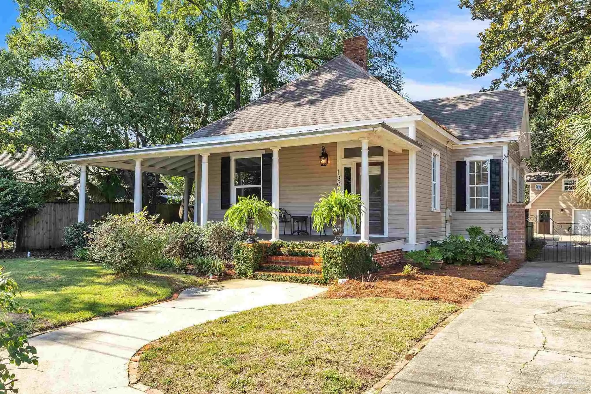 Photo of Listing #672162