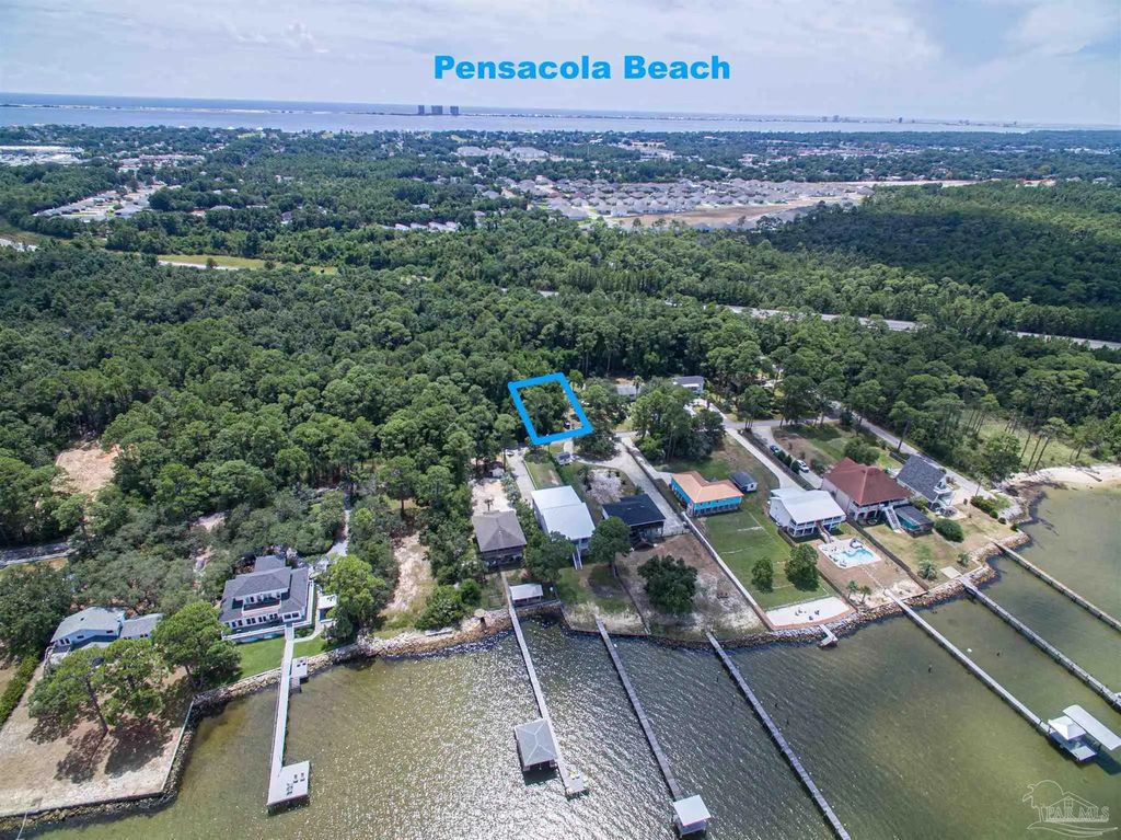 3623 Ebb Tide Ln, Gulf Breeze