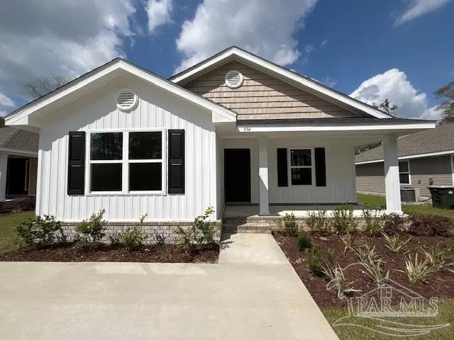 Photo of Listing #658452