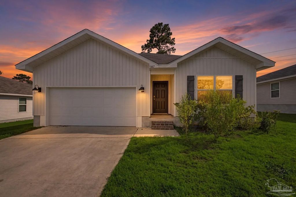 5887 Paddock Way, Pensacola