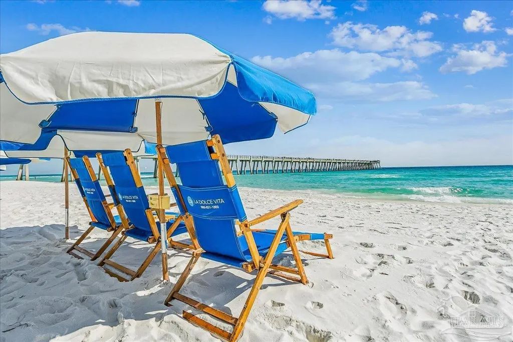 8573 Gulf Blvd #104, Navarre Beach