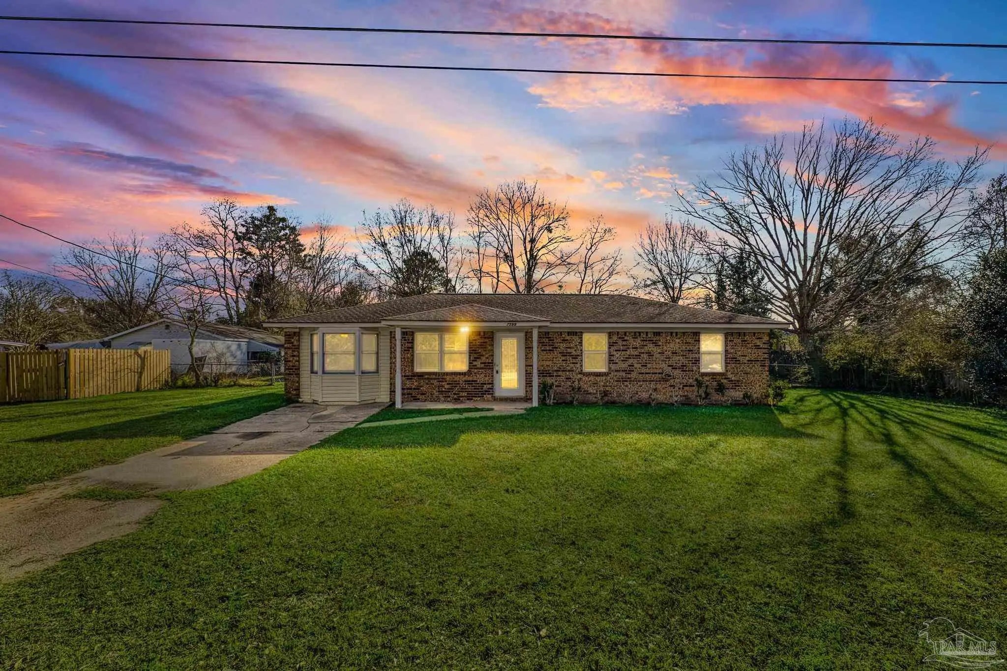 Photo of Listing #678145