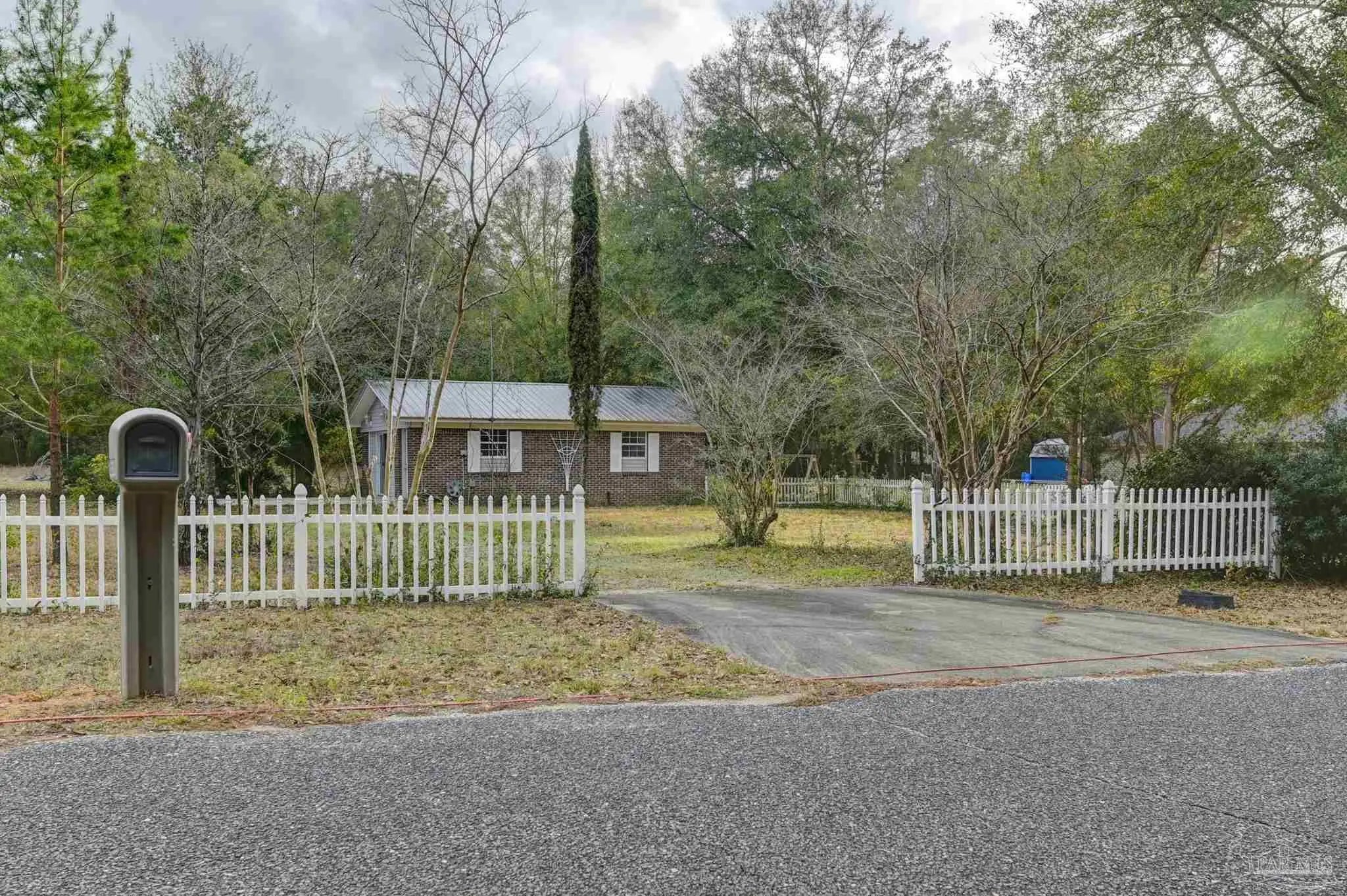 Photo of Listing #679117