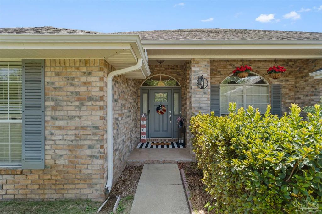 2035 Alfred Blvd, Navarre