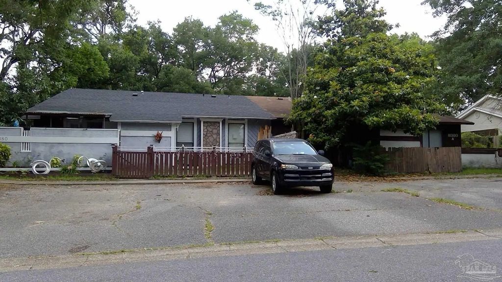 8380 Country Walk Dr #b, Pensacola