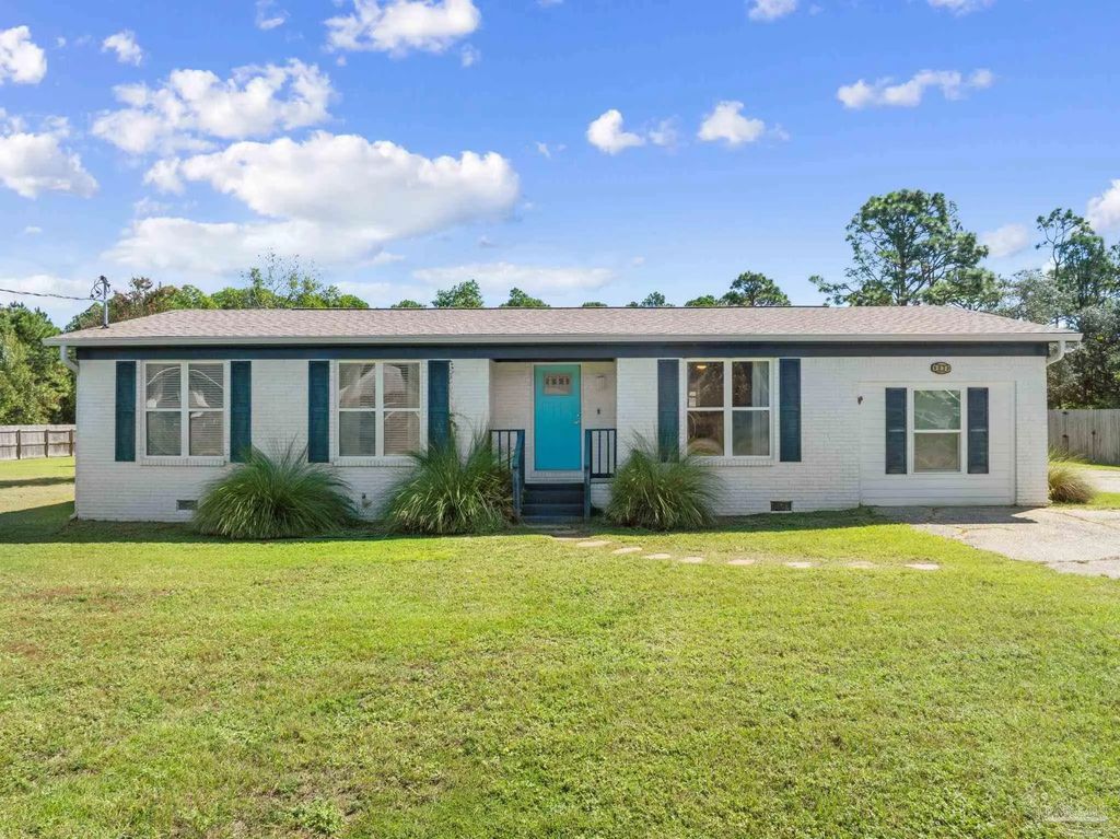5630 Balderas Ave, Pensacola