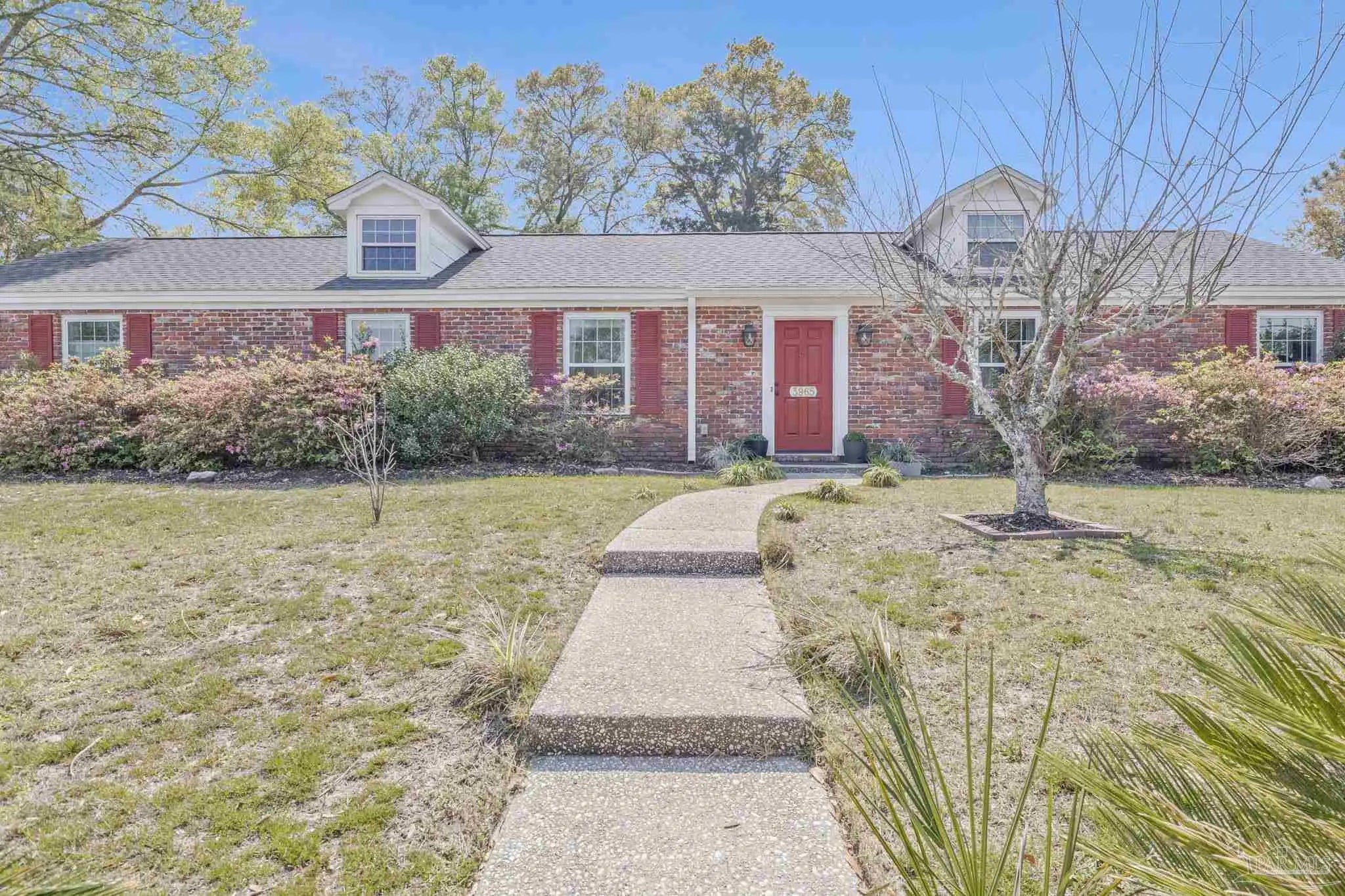 Photo of Listing #679807