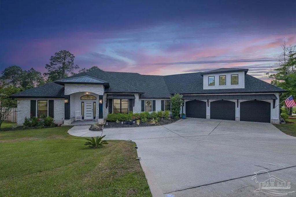 8981 Salt Grass Dr W, Pensacola