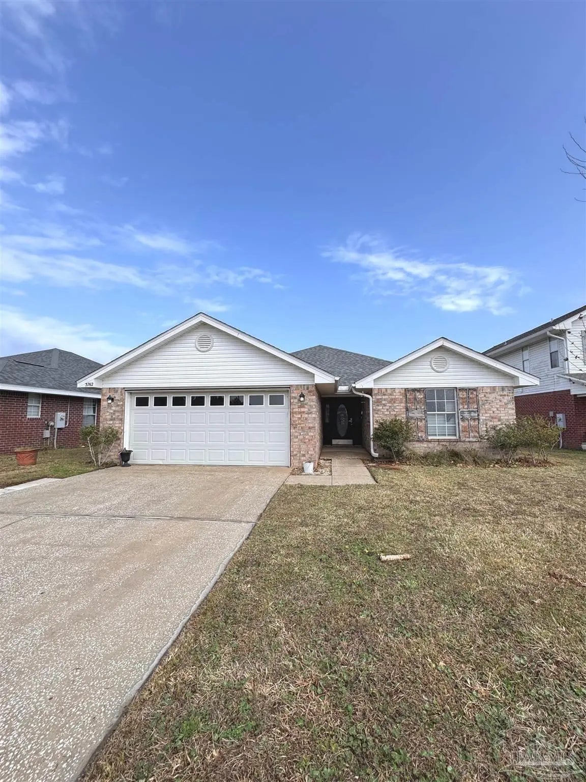 Photo of Listing #678037