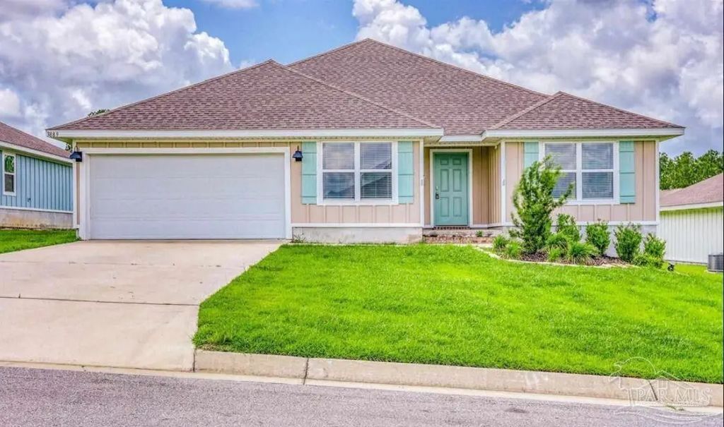 3889 James Stovall St, Pensacola