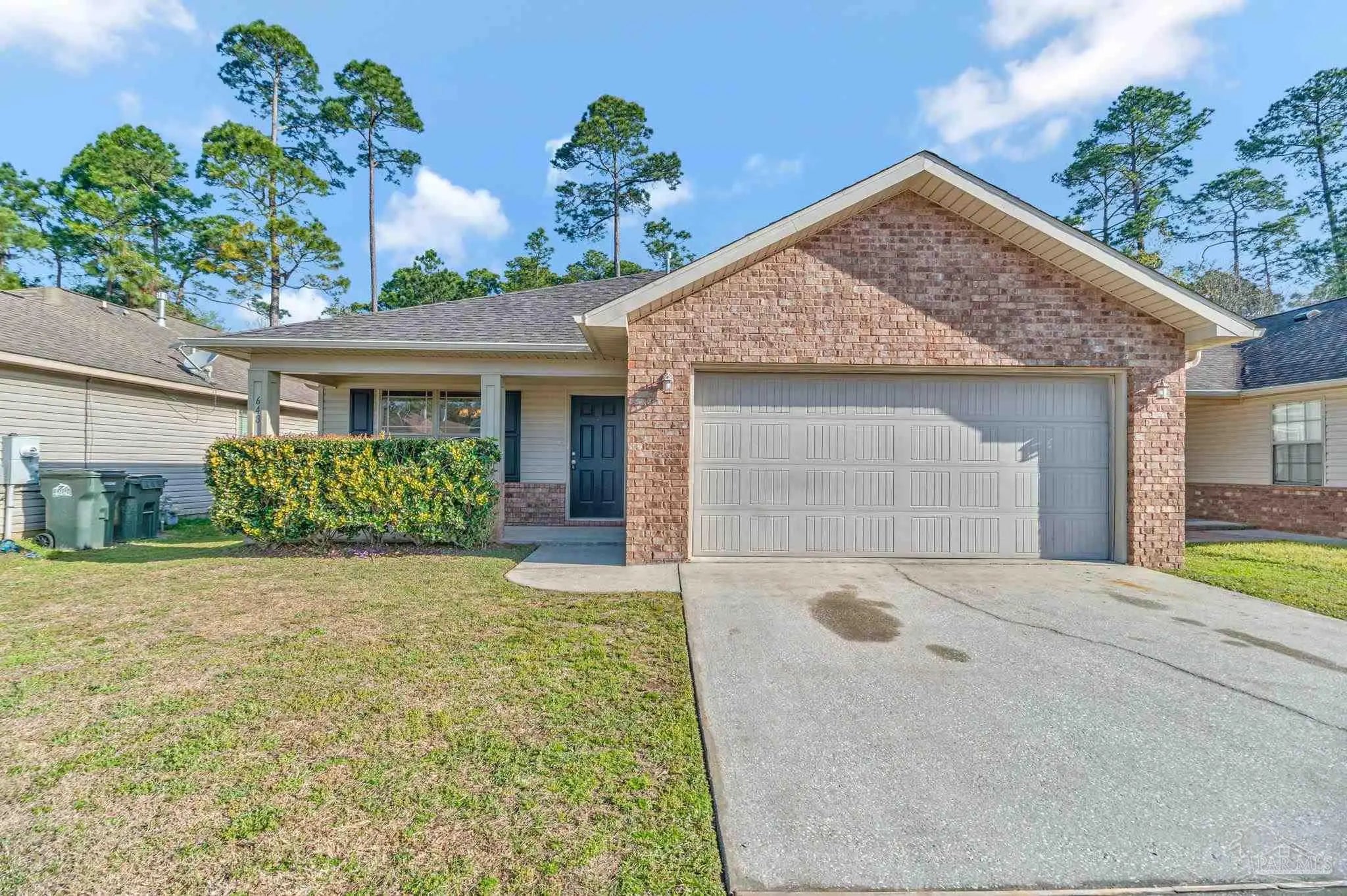 Photo of Listing #679589