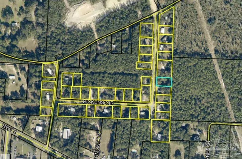 Pickens Cir, Baker