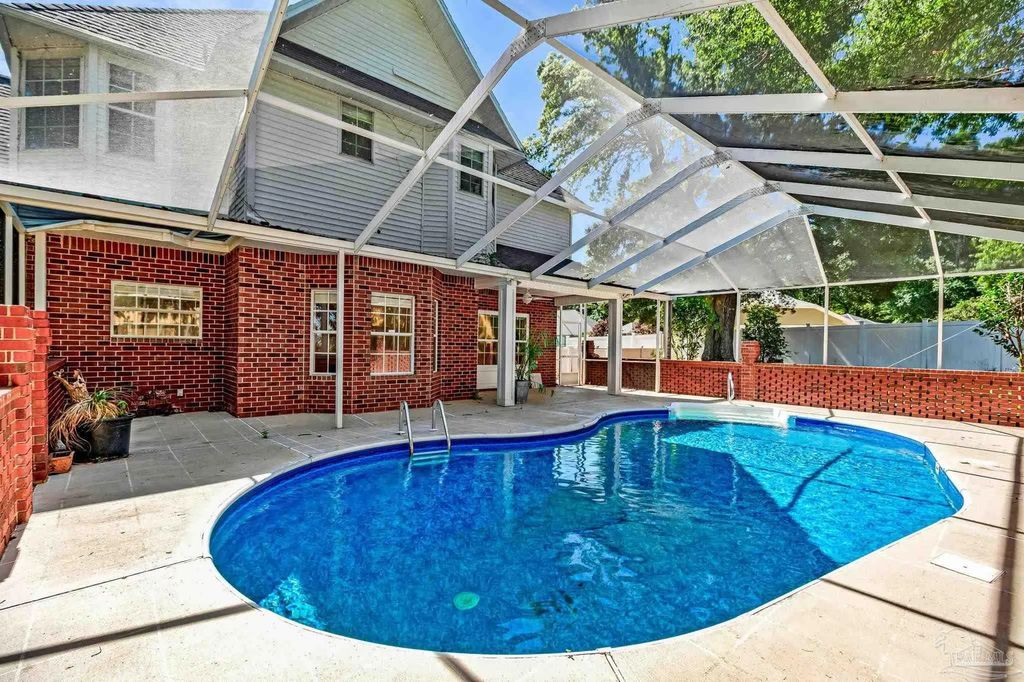 4530 Baywalk Cir, Pensacola