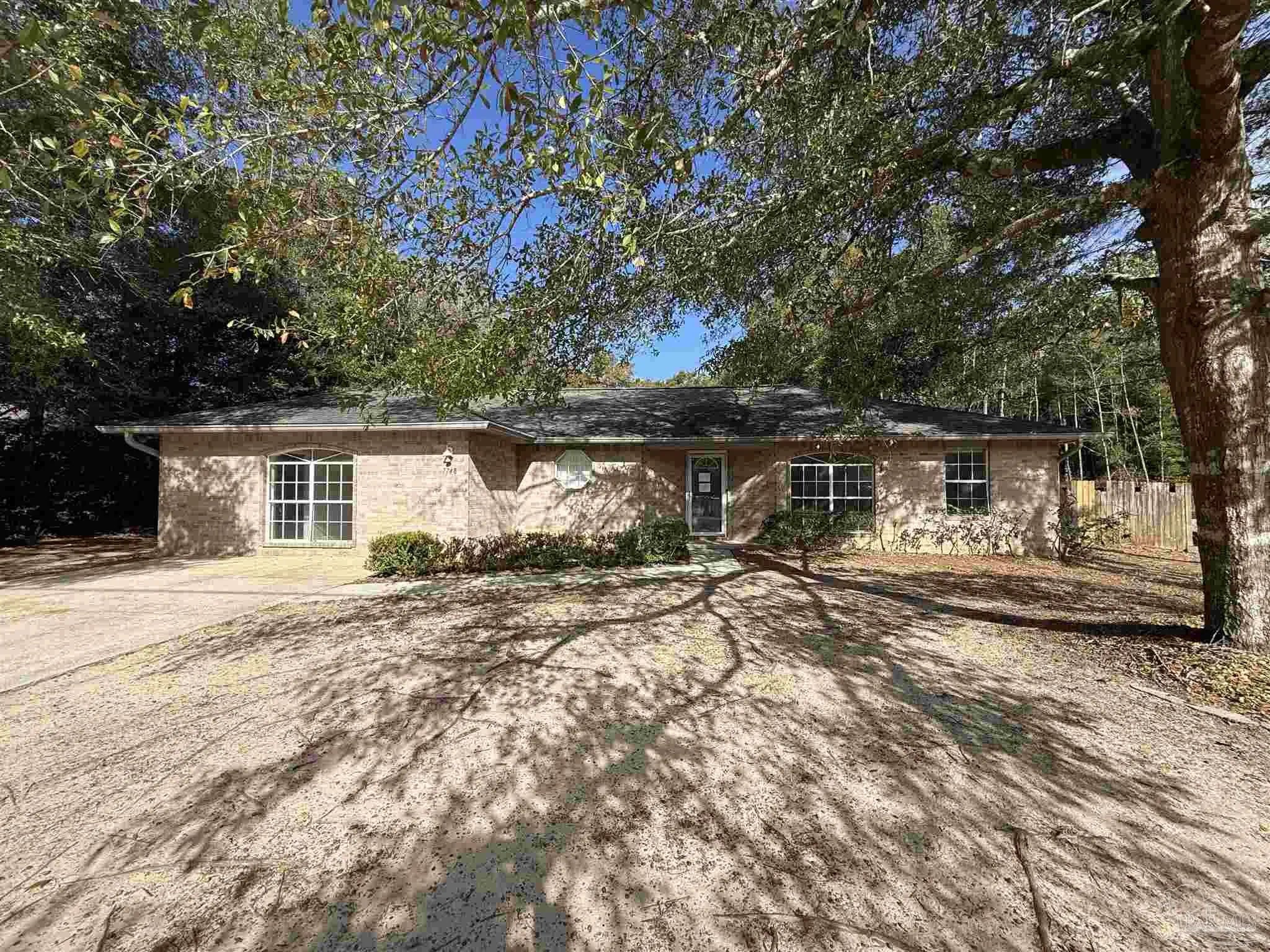 Photo of Listing #675422