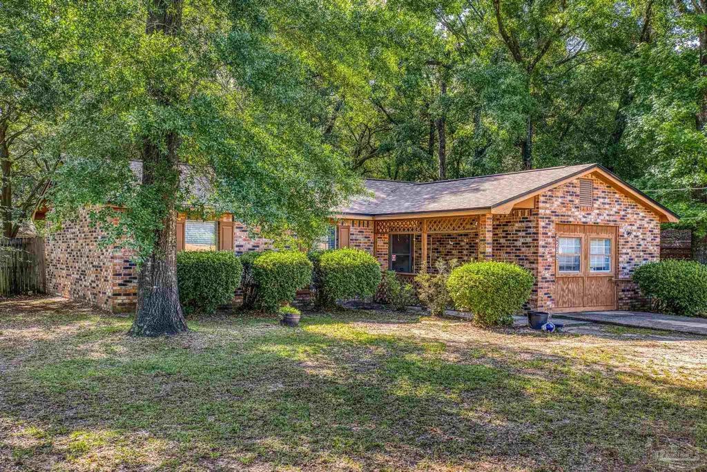 4256 Seminole Trl, Milton