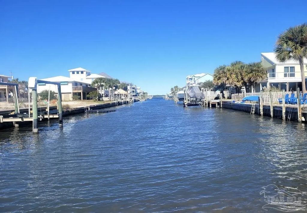 1428 Alabama St, Navarre Beach