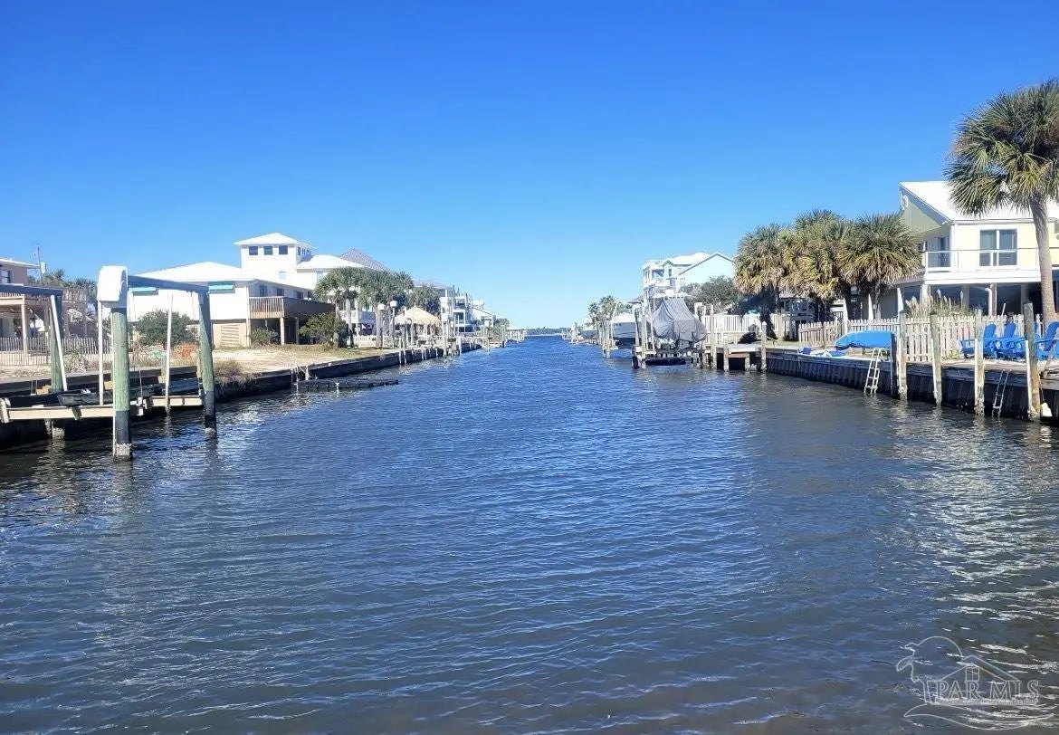 Photo of Listing #672443