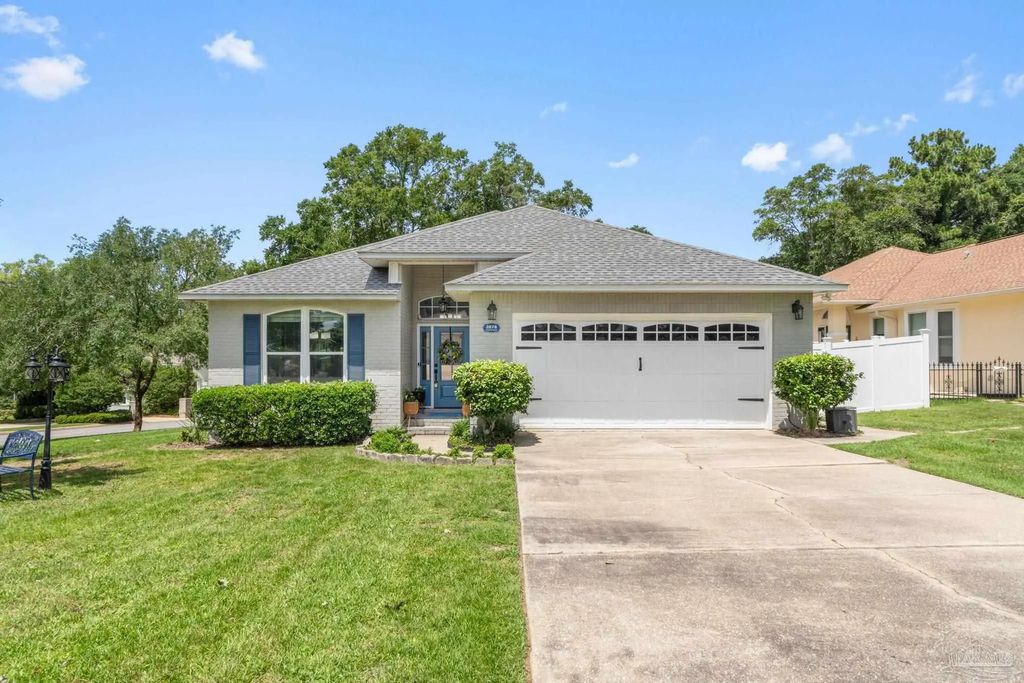 2078 Downing Dr, Pensacola