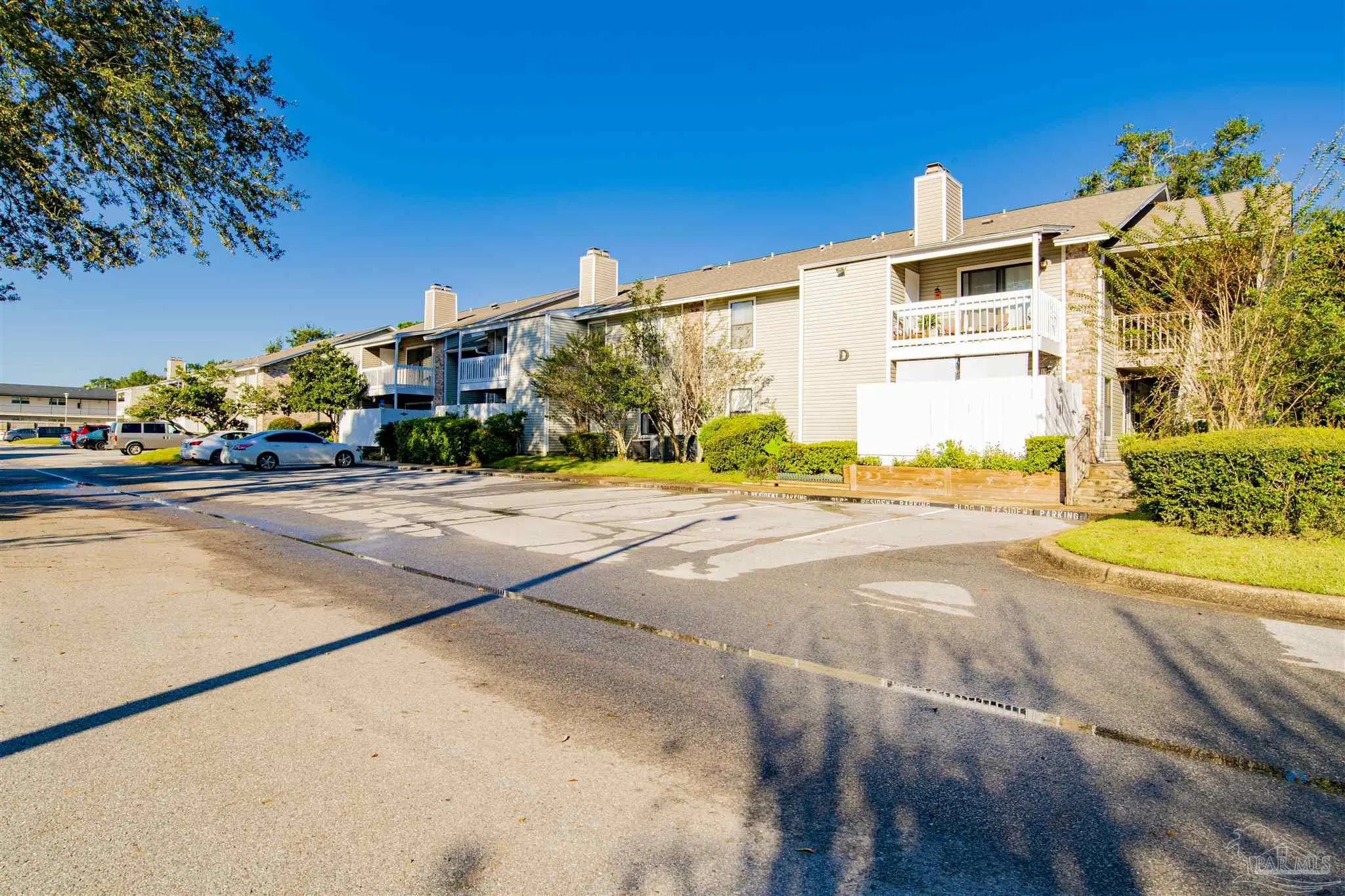 Photo of Listing #670540