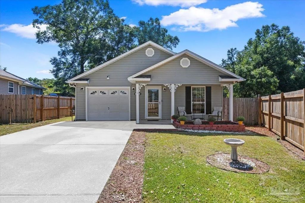 7057 Weatherwood Dr, Pensacola
