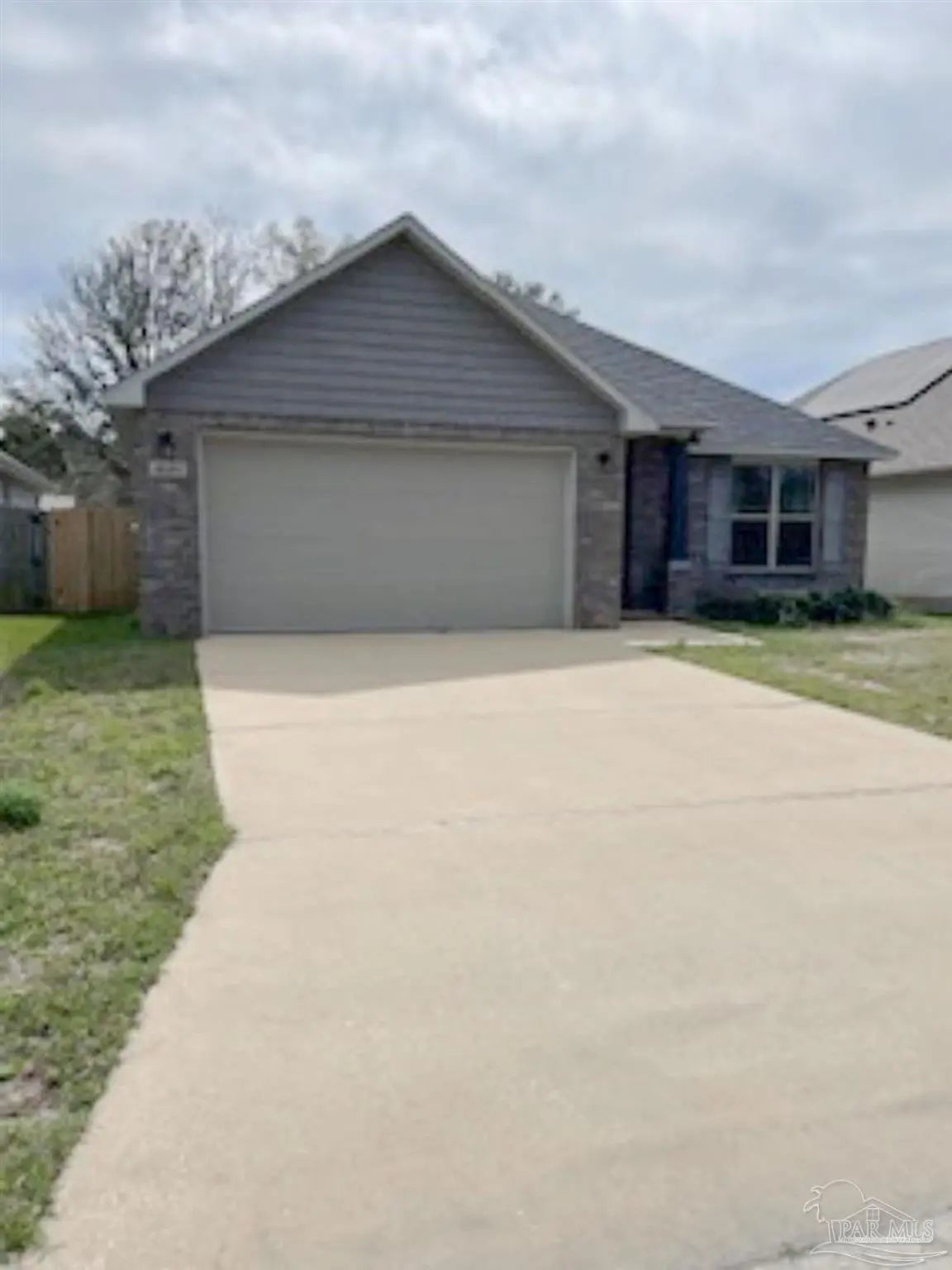 Photo of Listing #675388