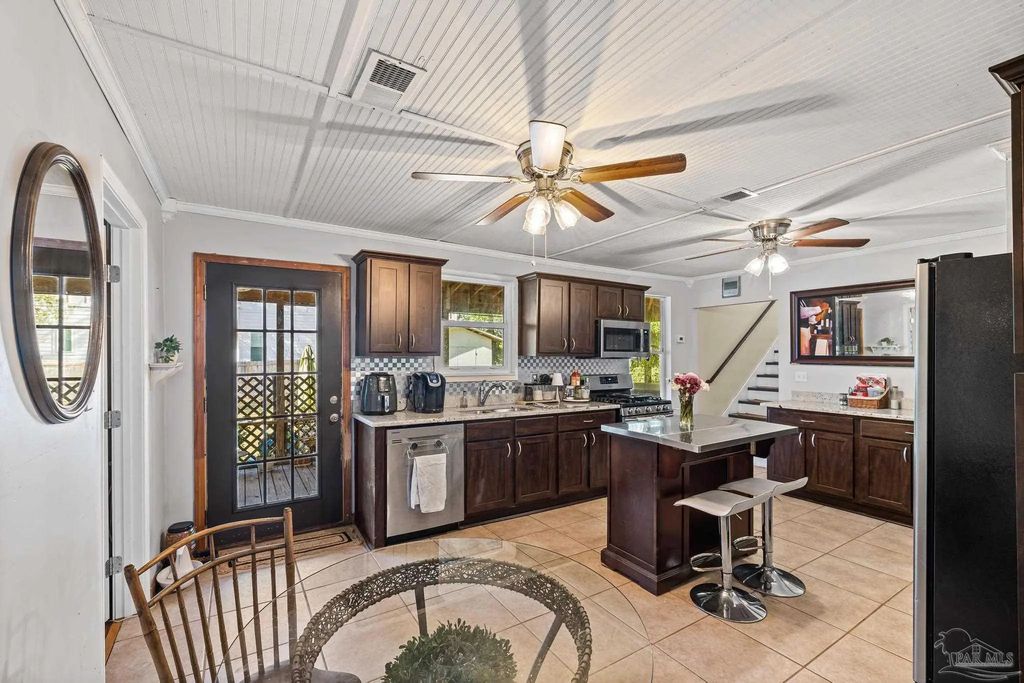 401 N 16th Ave, Pensacola