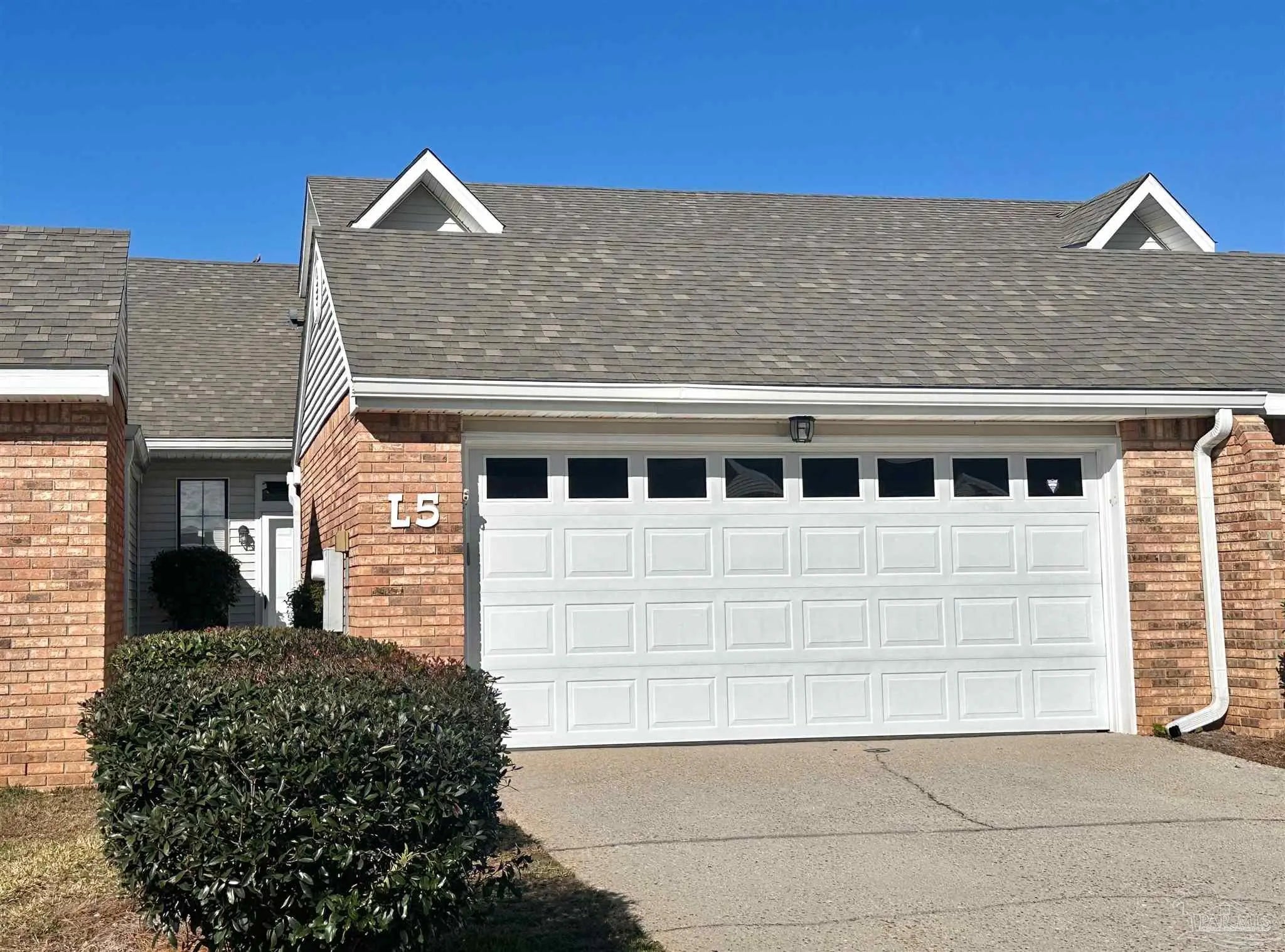 Photo of Listing #676193