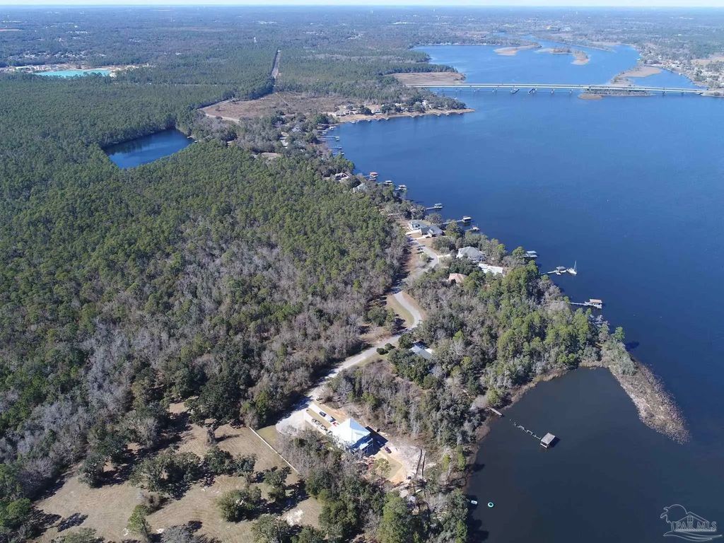 29c Old Bay Pointe Rd, Milton