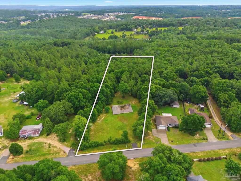 5985 Staff Rd, Crestview