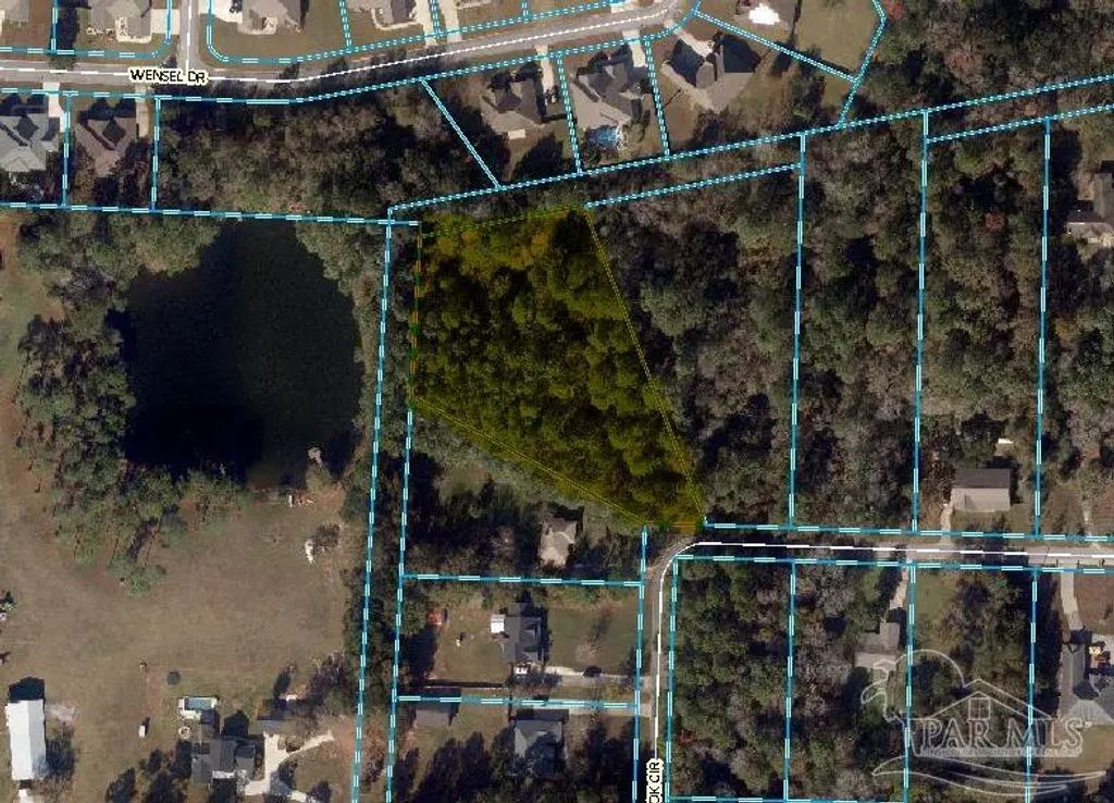 700 Block Pinebrook Cir, Cantonment